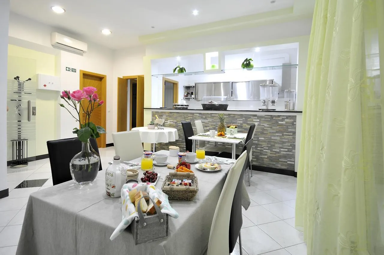 Apartments & Rooms Villa Maslina Trogir Gæstehus