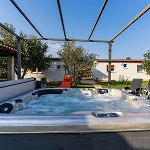  Ferienhaus Kerniat Kroatien